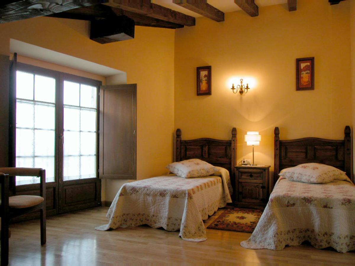 Juanserena Landhaus Echarren